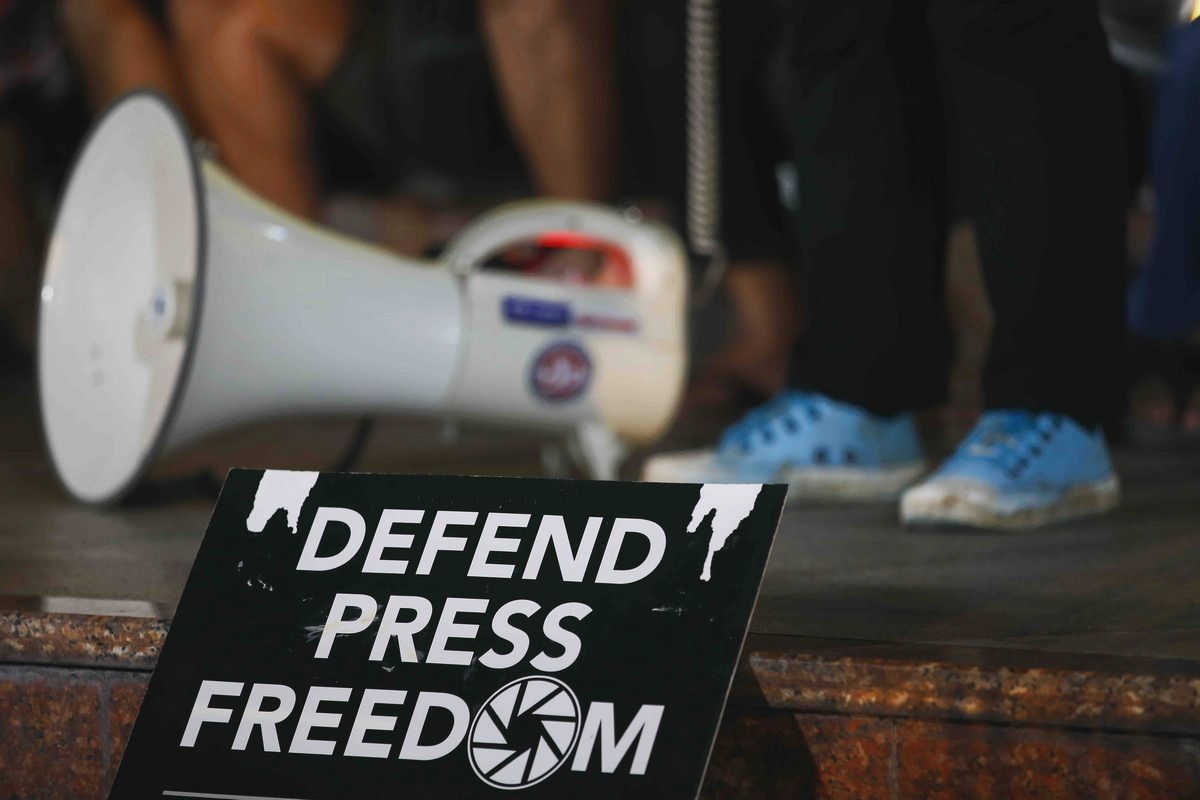 Defending Press Freedom: How Civil Society Supports Independent Journalism the public has access to